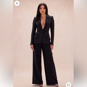 Elegant Black Women's Beaded Trim Suit Set